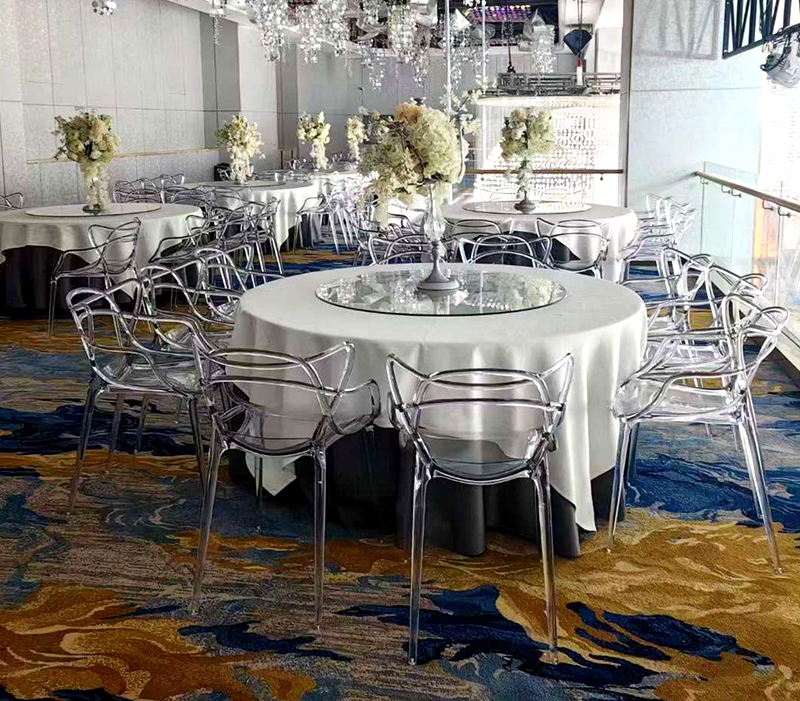 clear modern acrylic wedding chairs set
