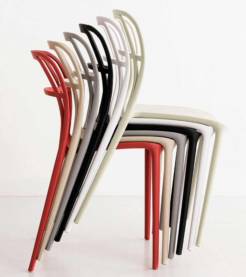 Plastic Stackable Chairs