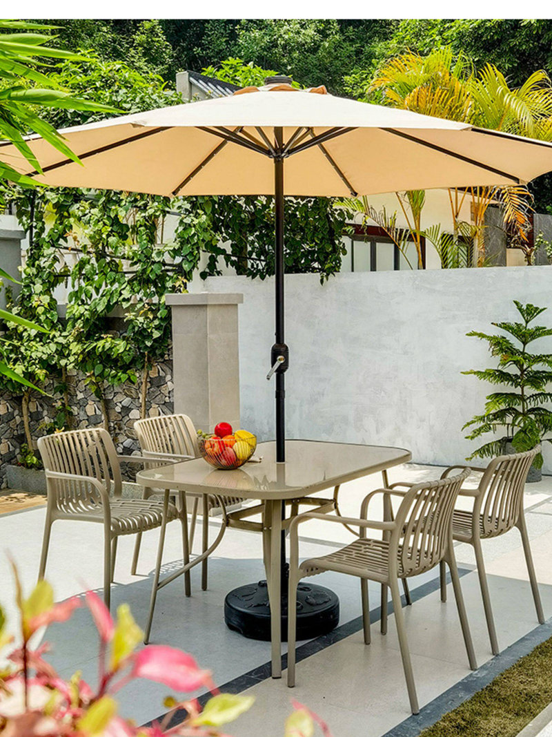 Outdoor Modern plastic chairs dining set with umbrella