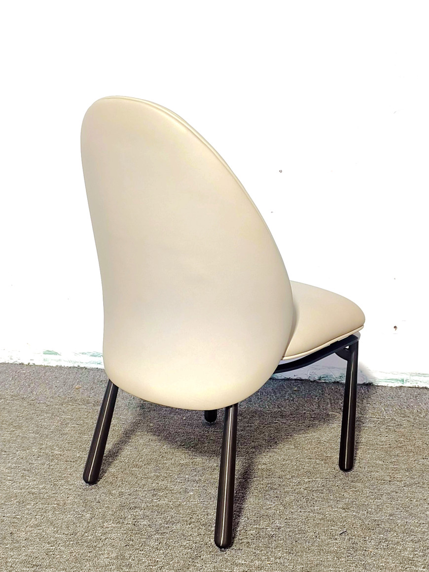 Italian Design Modern Leather Upholstered Dining Room Chair Italian Design Modern Leather Upholstered Dining Room Chair